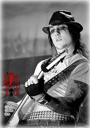 Synyster Gates